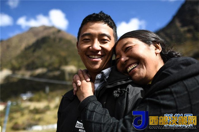 1509330140360477.jpg 5.jpg