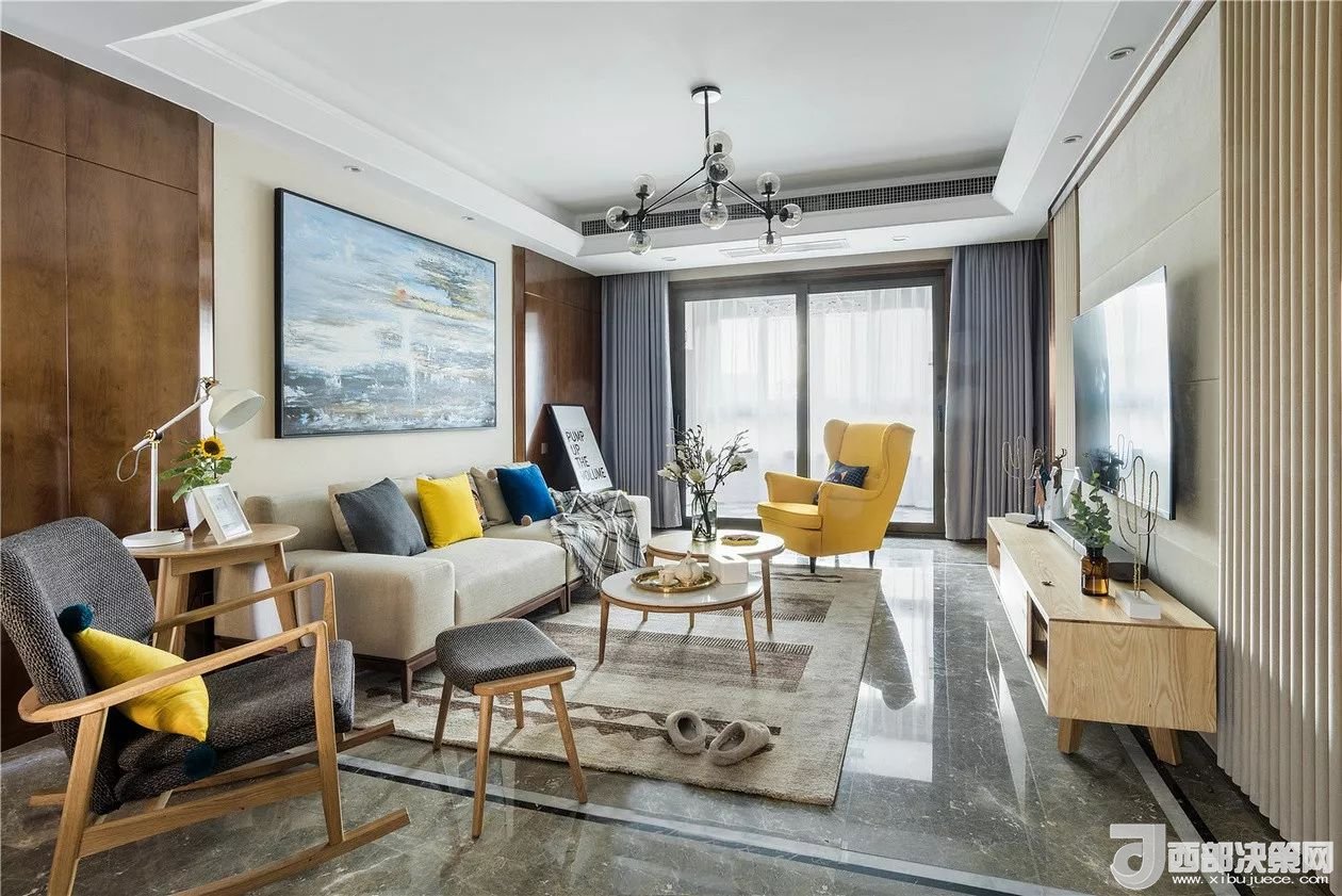 沙發(fā)背景墻選對(duì)裝飾畫，才能美了整個(gè)客廳空間！