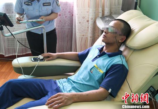 山西省戒毒管理局下屬共有13個(gè)戒毒場(chǎng)所和一個(gè)涉毒病殘所(山西省戒毒康復(fù)醫(yī)院)籌建處，其中省屬戒毒所9個(gè)，市屬戒毒所4個(gè)?！⊥踅ㄜ?攝