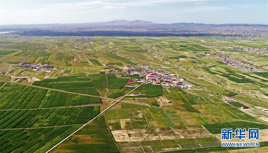 （壯麗70年·奮斗新時(shí)代——共和國(guó)發(fā)展成就巡禮·圖文互動(dòng)）（1）生態(tài)美、百姓富——品讀嶄新“寧夏畫卷”