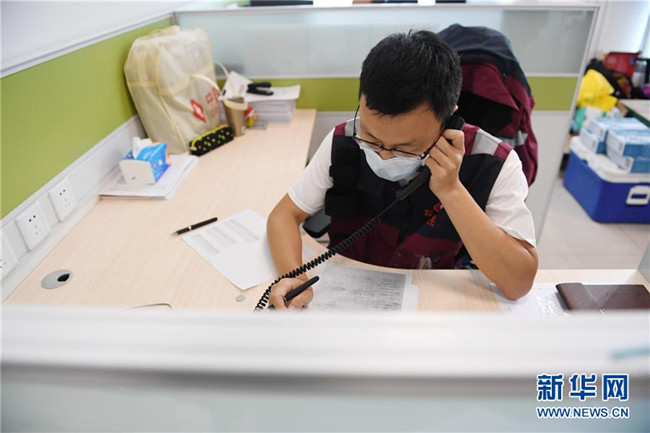 （新華全媒頭條·圖文互動(dòng)）（2）首都再戰(zhàn)“疫”，難忘40天——寫在北京應(yīng)急響應(yīng)級別降級之際