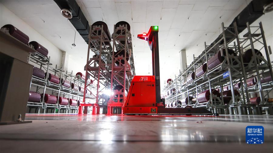 （圖文互動）（15）“中國經(jīng)濟發(fā)展前景一定會更加光明”——習近平總書記引領統(tǒng)籌推進高質量發(fā)展和高水平安全述評